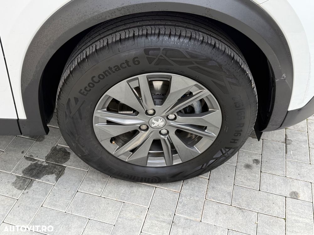 Peugeot 2008 PureTech 130 EAT8 Active - 23