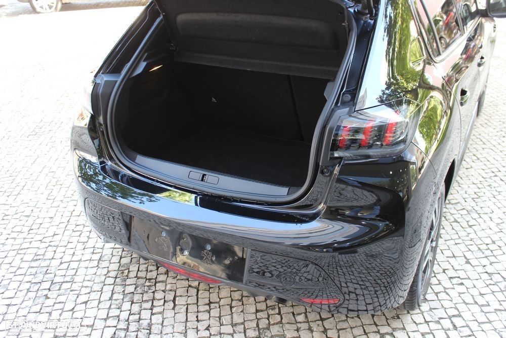Peugeot 208 1.2 PureTech Allure - 21