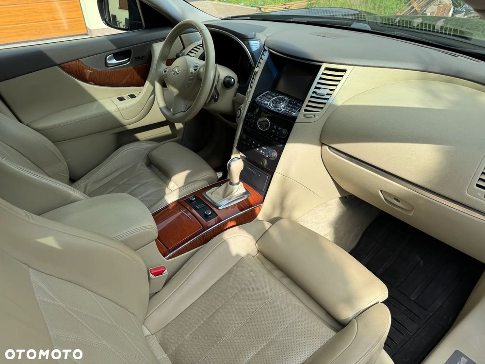 Infiniti QX70 3.0d S Premium - 23