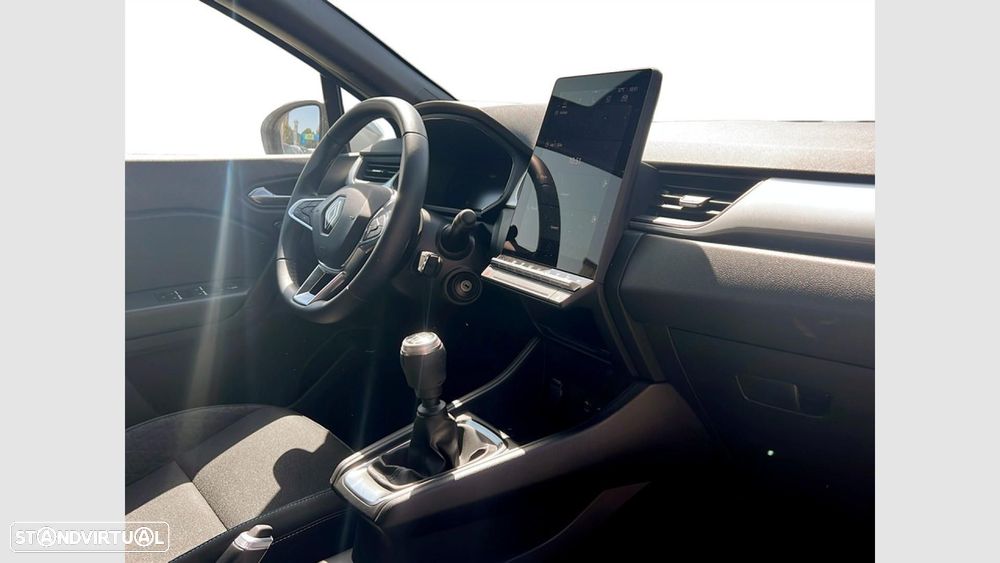 Renault Captur - 21