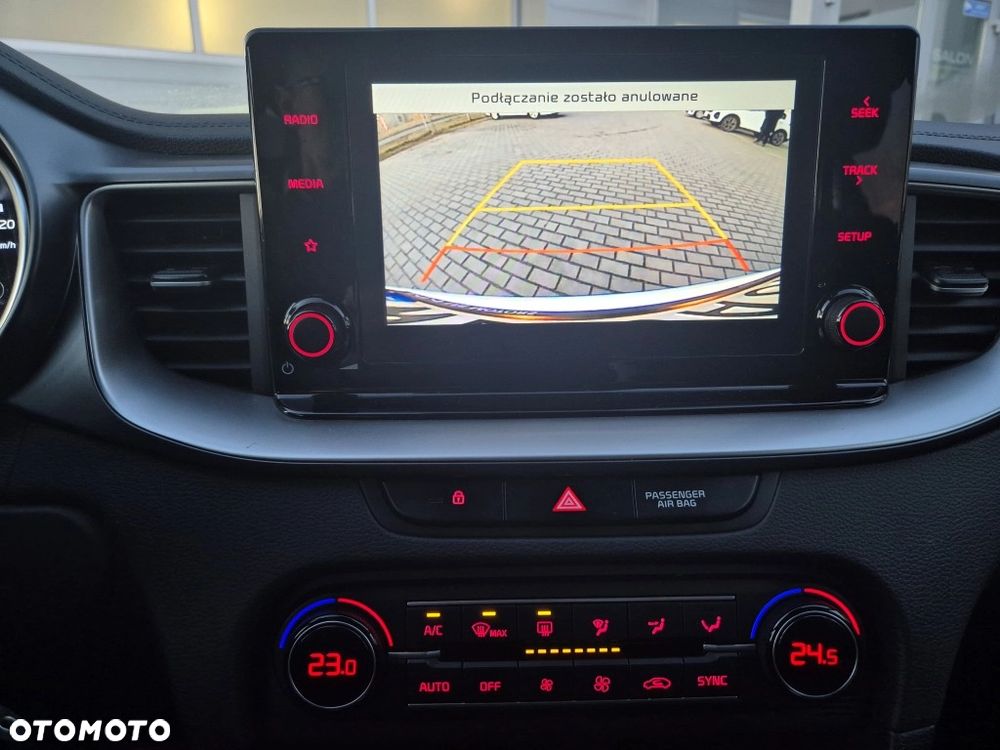 Kia XCeed 1.5 T-GDI M - 10