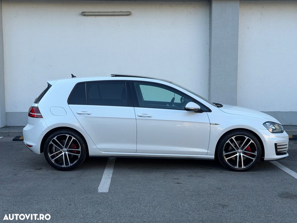 Volkswagen Golf 2.0 TDI DSG GTD - 10