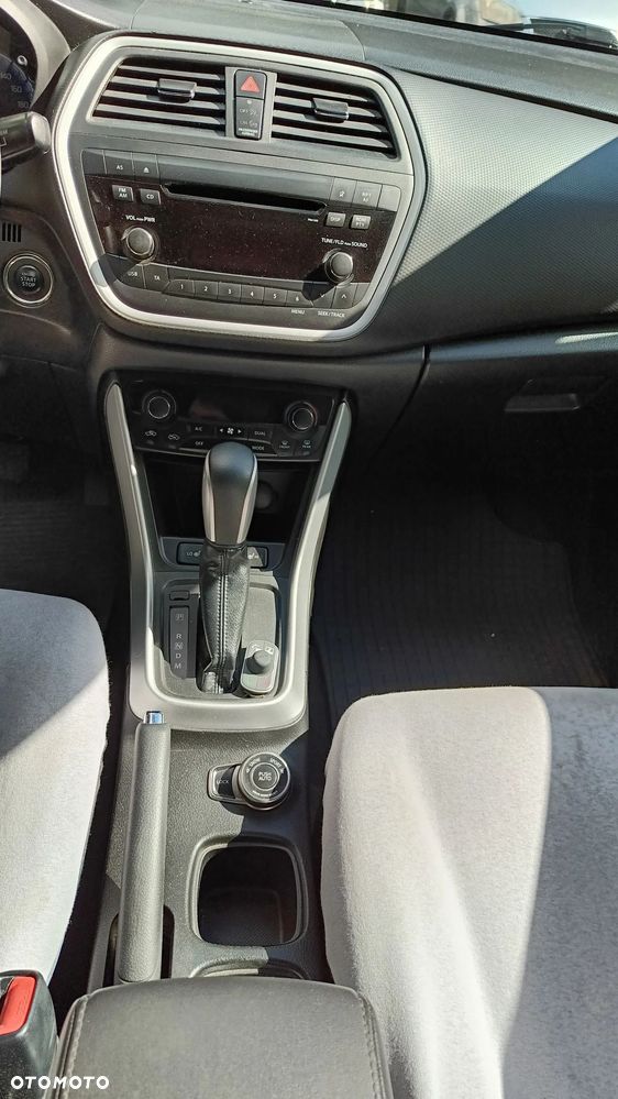 Suzuki SX4 S-Cross 1.6 Premium Plus 4WD CVT - 12