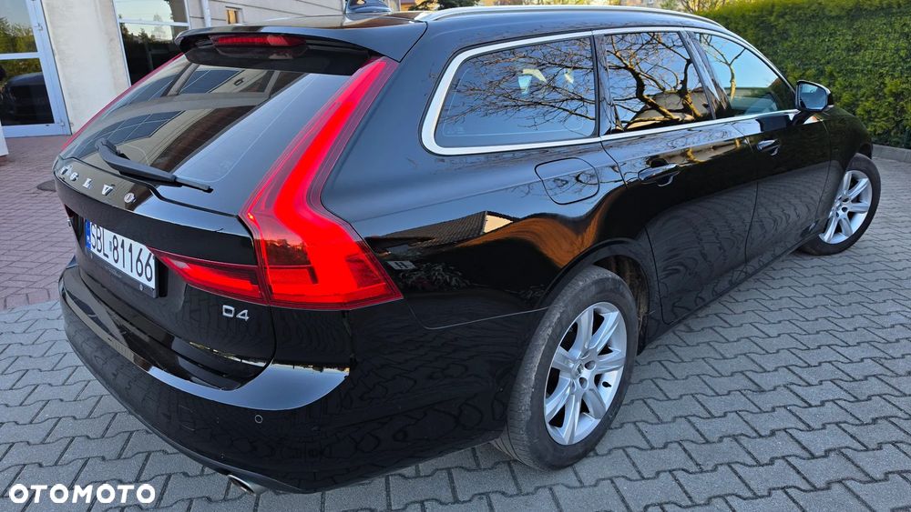 Volvo V90 D4 Geartronic Momentum - 3