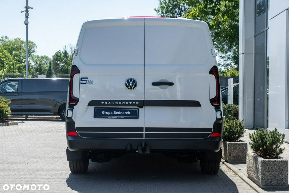 Volkswagen Transporter - 11