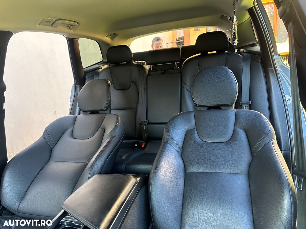 Volvo XC 60 B4 D AWD Geartronic Inscription - 21