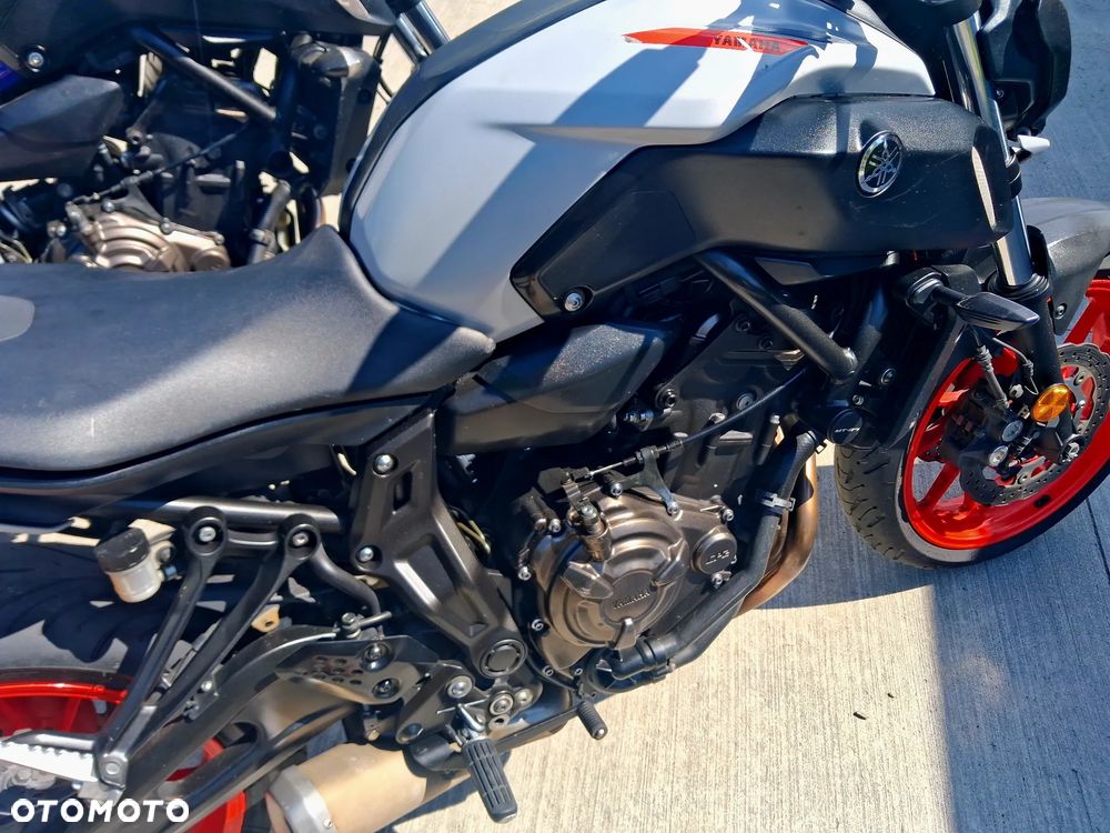 Yamaha MT - 17