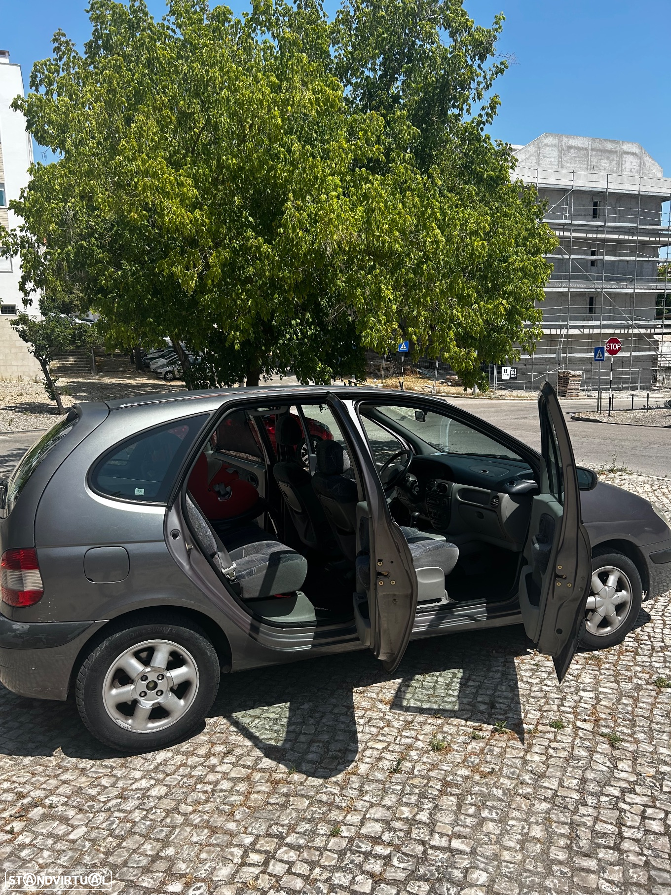 Renault Scénic 1.4 16V RXE AC - 13