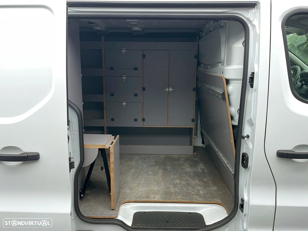 Renault Trafic 2.0 dCi IVA Dedutível - 30