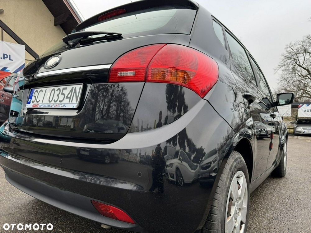 Kia Venga 1.4 CVVT Vision - 12