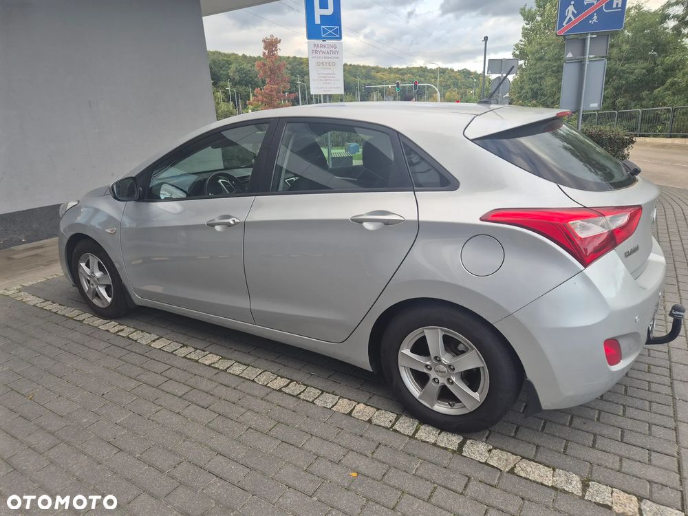 Hyundai i30 1.6 Premium - 2