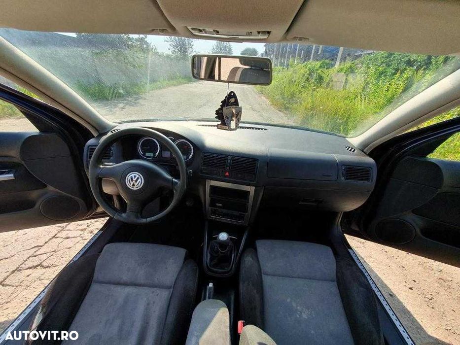 Dezmembrez Volkswagen Golf (1J1) Hatchback 1.9 TDI ATD 2001 - 8