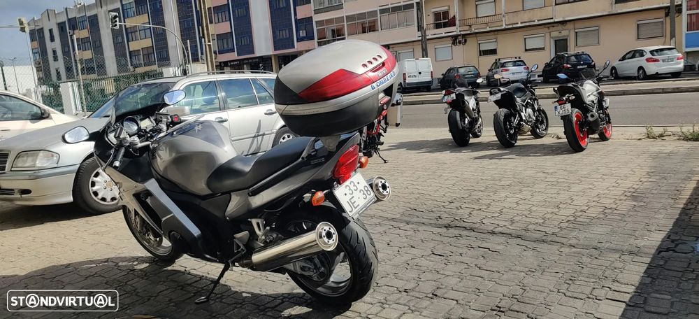 Honda CBR 1100 XX - 8