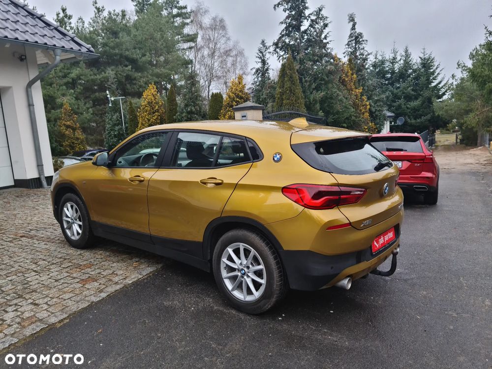 BMW X2 sDrive20i Advantage Plus - 20
