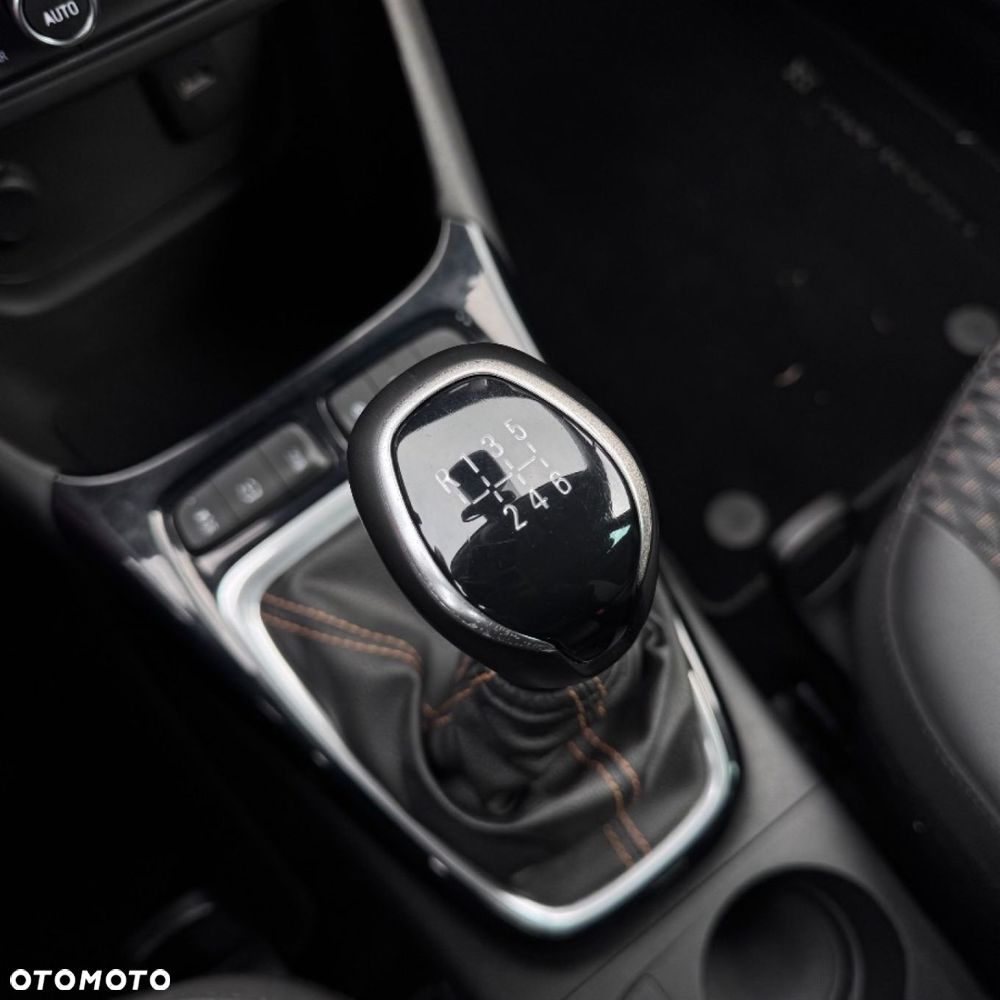 Opel Crossland X - 40