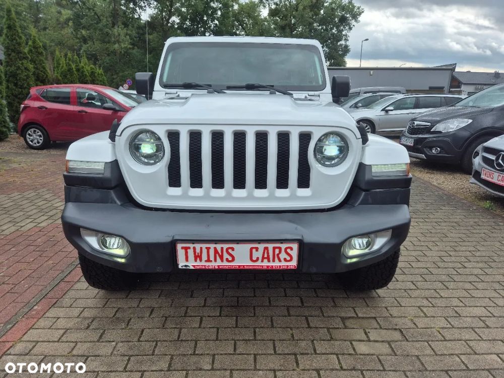 Jeep Wrangler Unlimited GME 2.0 Turbo Sahara - 2