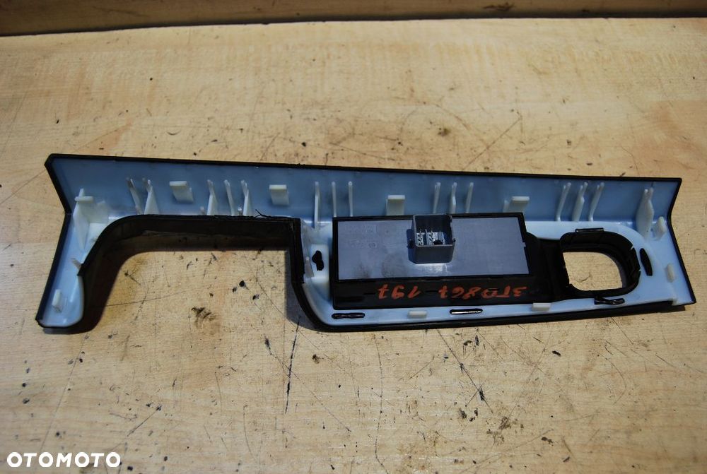 PANEL RĄCZKA LEWA 3T0867197 SKODA SUPERB II - 3