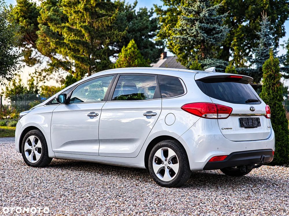 Kia Carens 1.7 CRDi XL 7os - 8