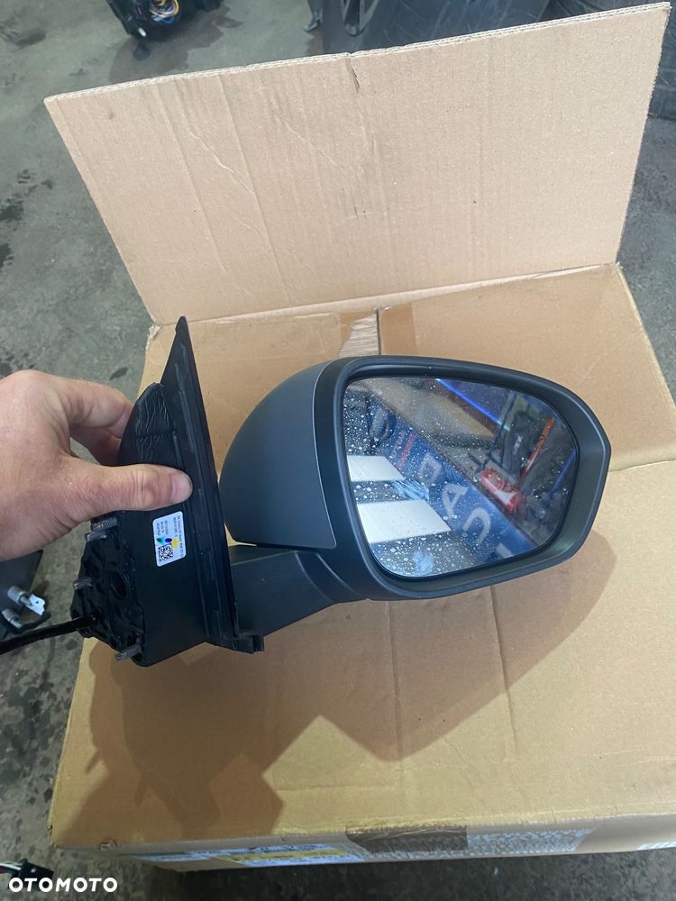 DACIA DUSTER DASTER  3 III KAMERA ( Łącznie 15 pin )12 pinów + 4 piny LUSTERKO ELEKTRYCZNE PRAWE  z kamerą  12 pinowe 15 pin pinów pinowe asystent Wwa - 5