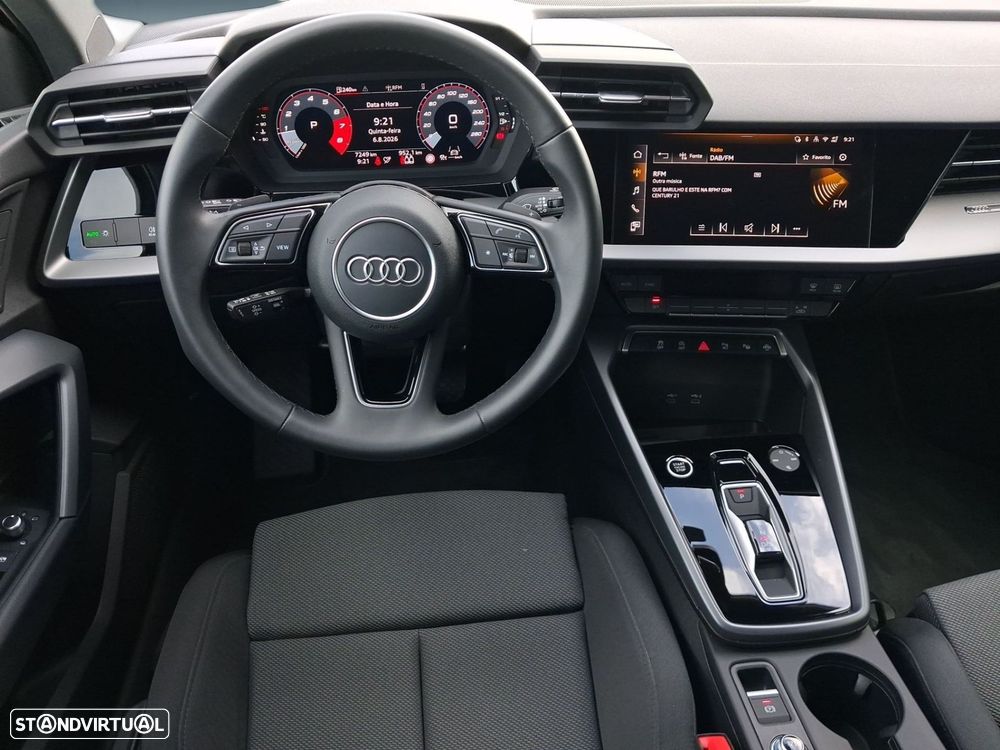 Audi A3 Limousine 30 TFSI Advanced S tronic - 4