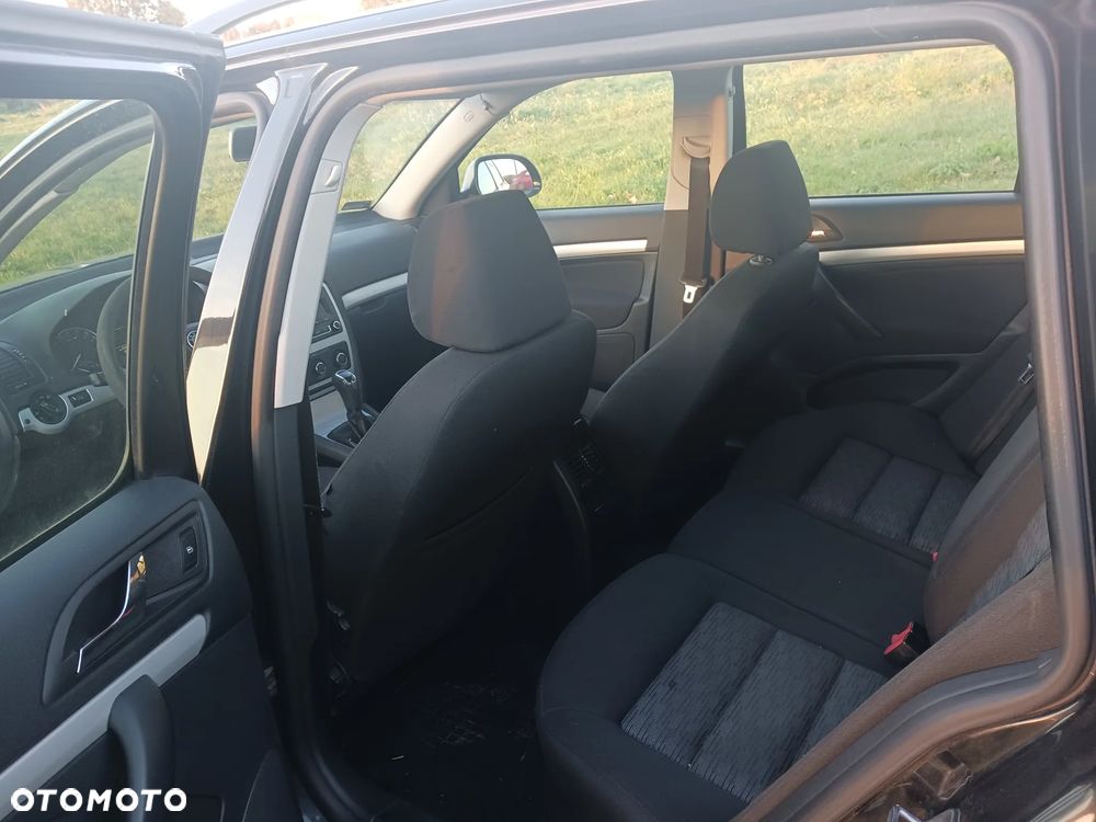Renault Kangoo 1.5 dCi Helios - 11