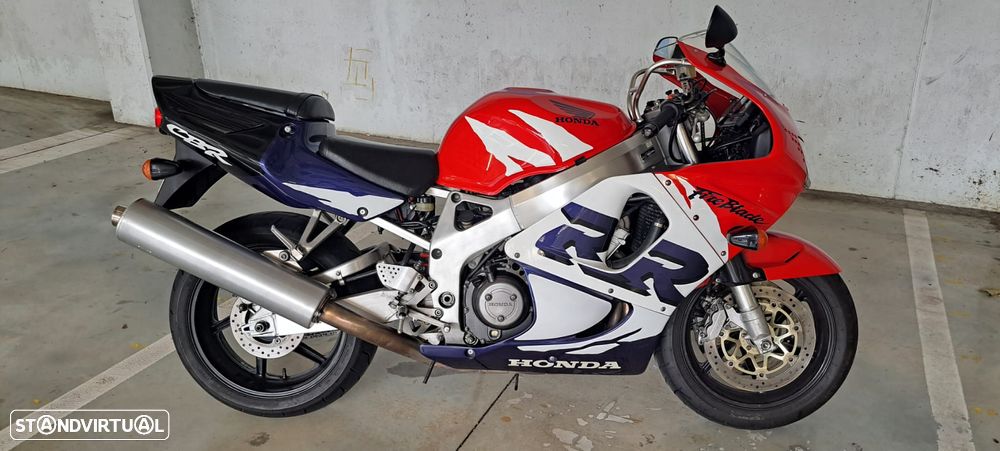 Honda CBR CBR 900 RR Fireblade - 1