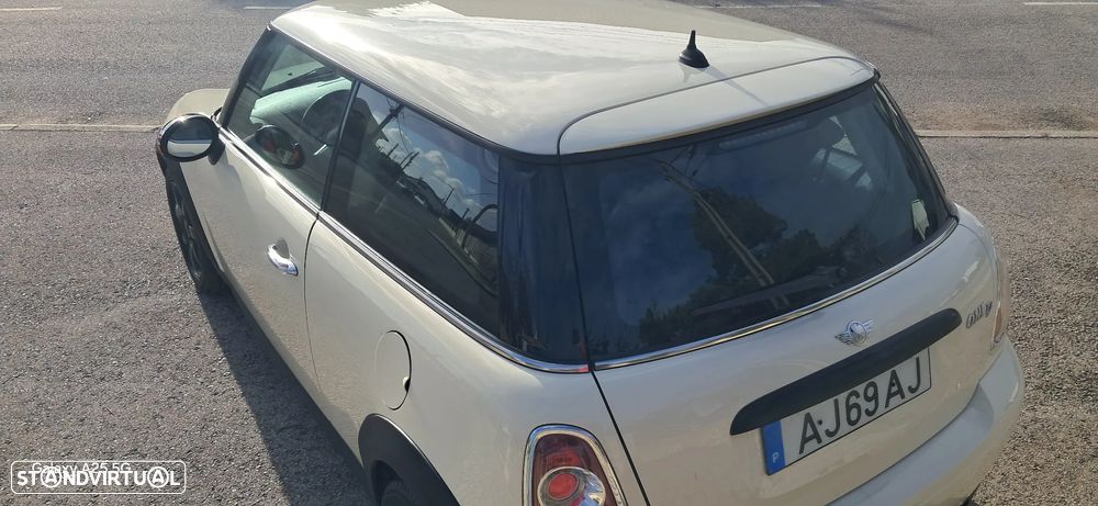 MINI 3 Portas One D - 6