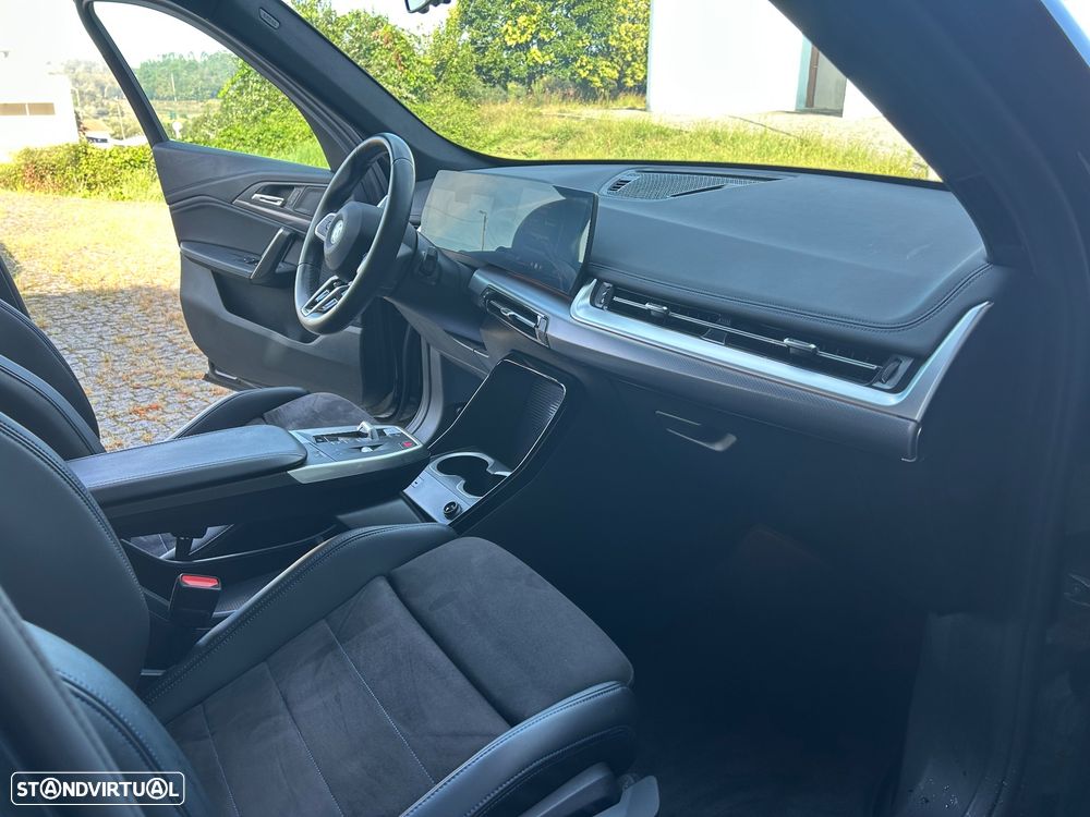 BMW iX1 - 18