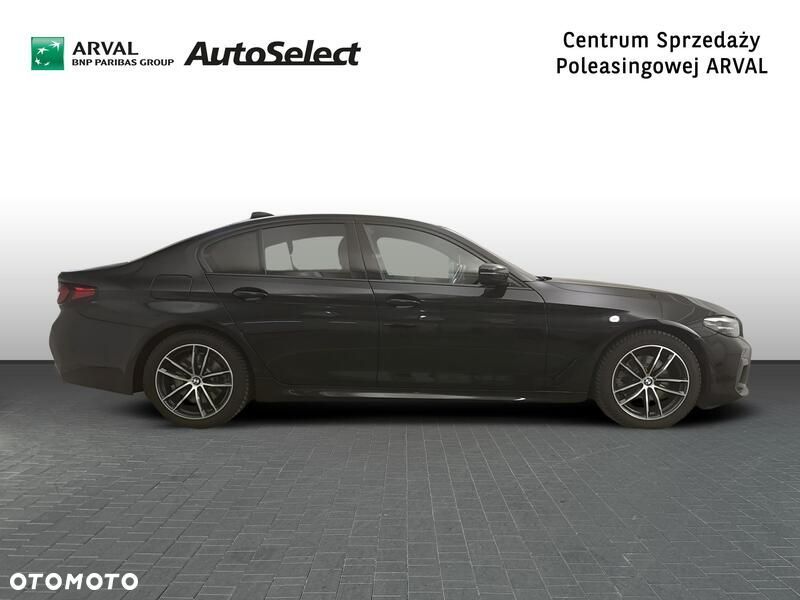 BMW Seria 5 520d xDrive MHEV M Sport sport - 7