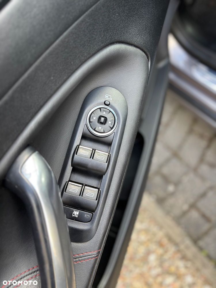 Ford Mondeo 2.0 EcoBoost Titanium S - 12