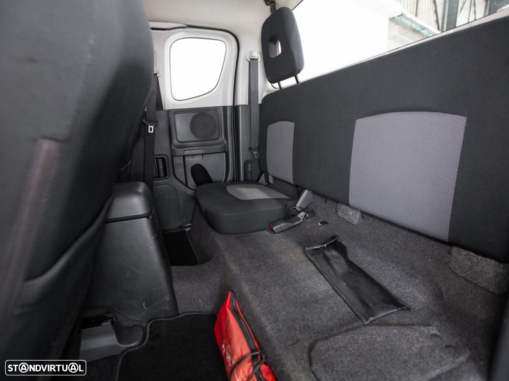 Mitsubishi L200 2.4 DI-D CLUB CAB INVITE 3L 4WD - 12