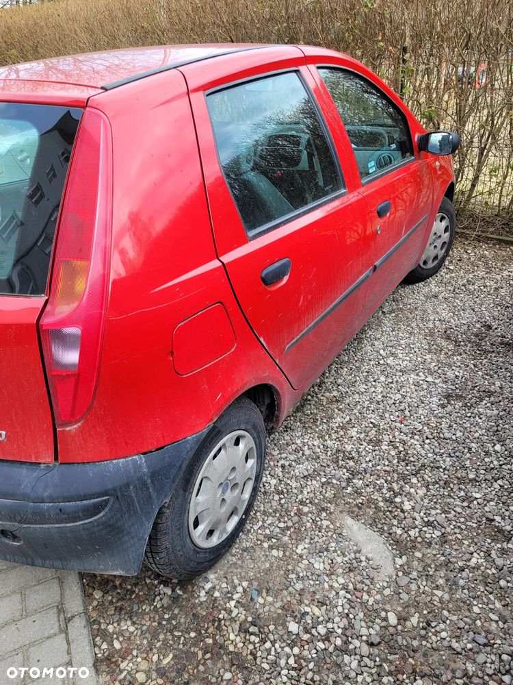 Fiat Punto 1.2 8V - 11