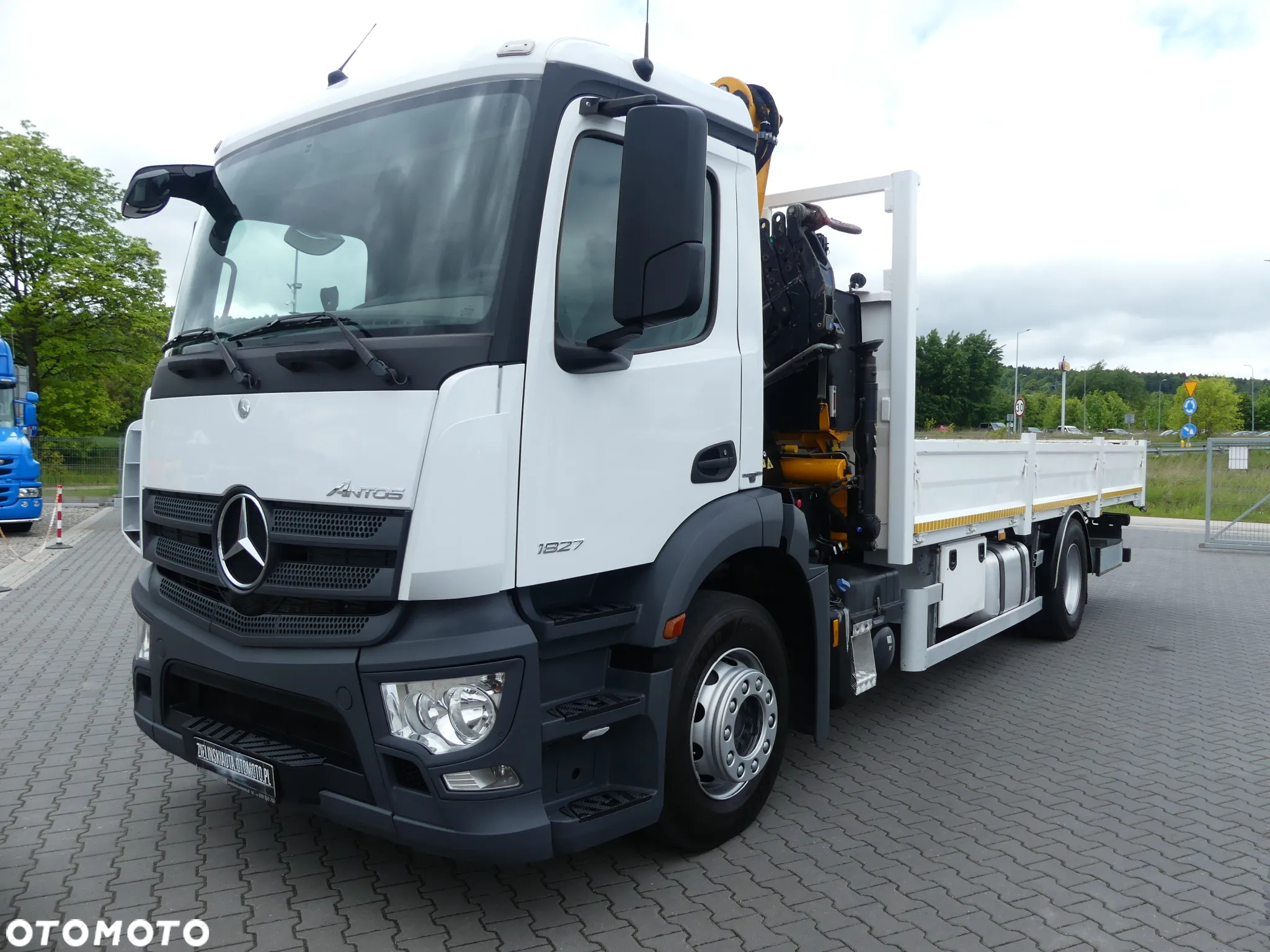Mercedes-Benz ANTOS 1827 / HDS EFFER 165  18.65m / PILOT / EURO 6 / - 6