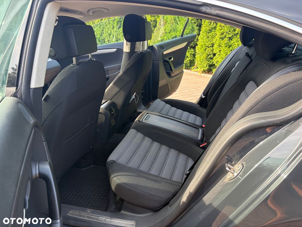 Volkswagen Passat CC - 13
