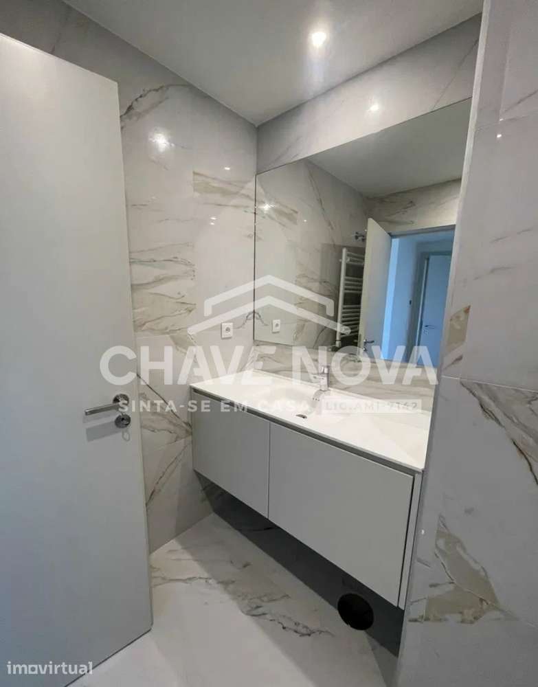 Apartamento T2 - Oliveira do Douro - Grande imagem: 5/12