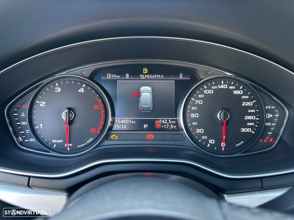 Audi A4 Avant 30 TDI S tronic - 12