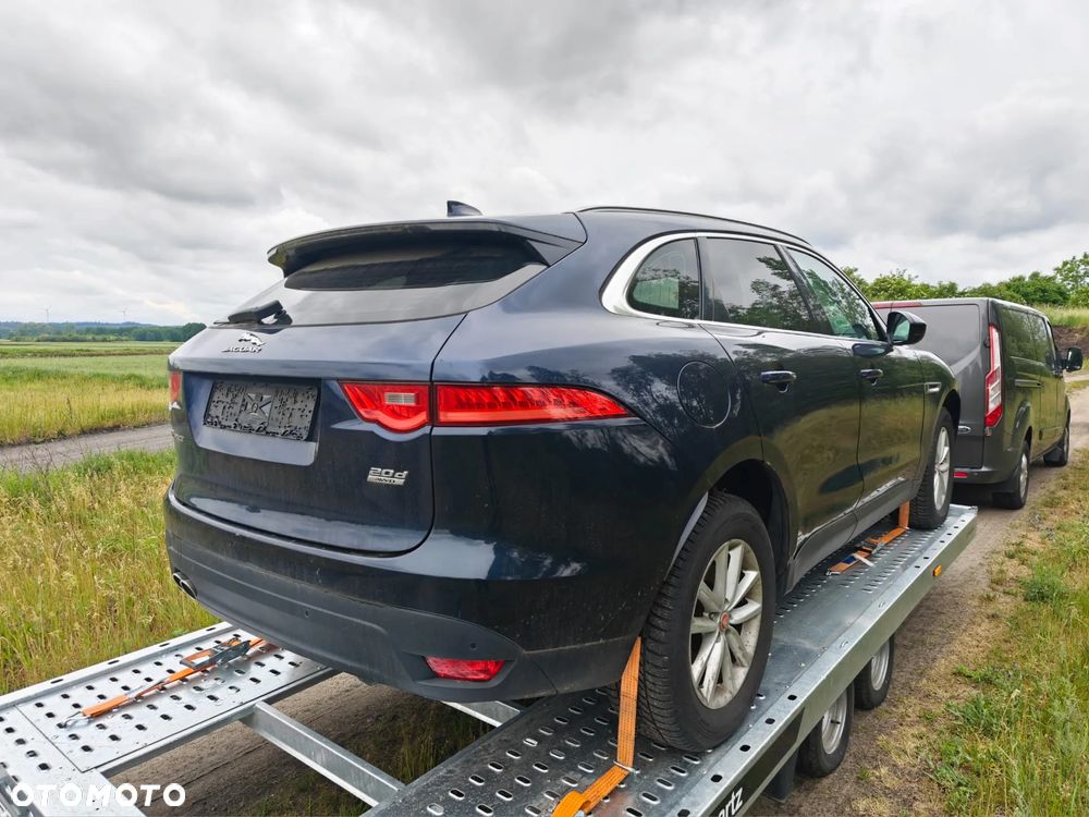 Jaguar F-Pace 2.0 i4D AWD Prestige - 4