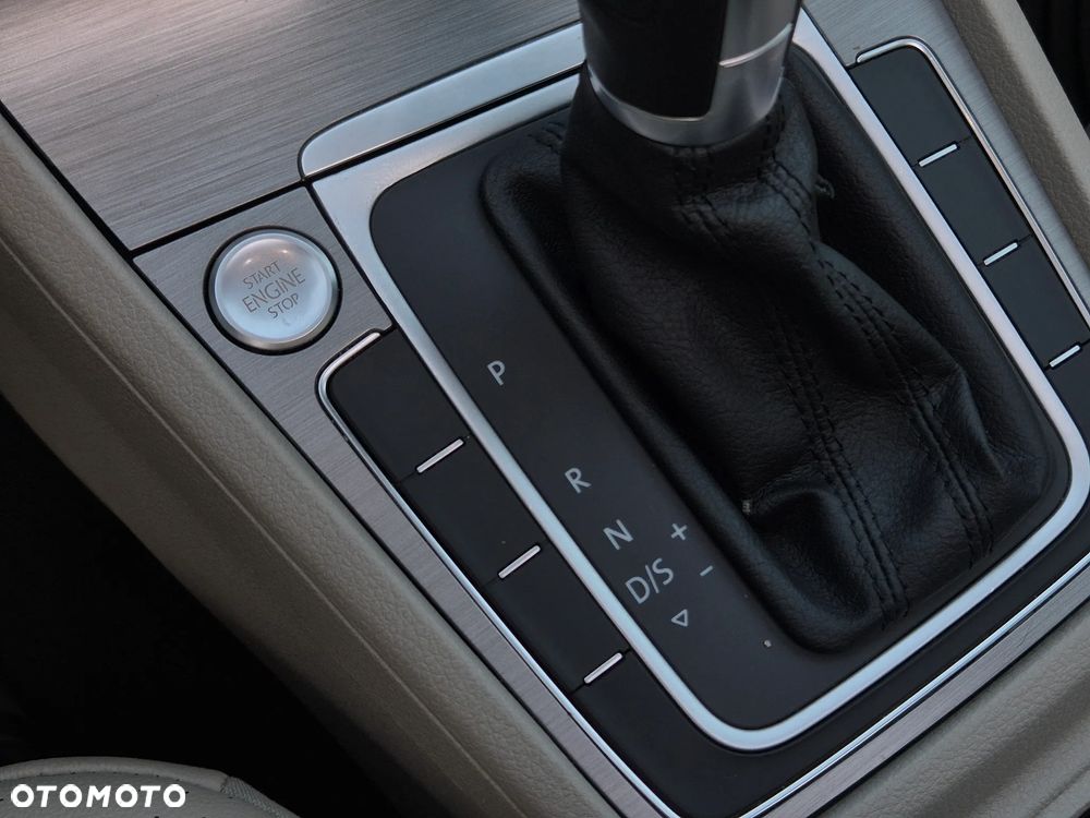 Volkswagen Golf - 19