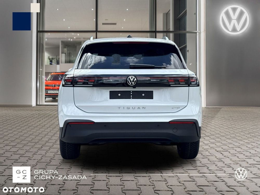 Volkswagen Tiguan - 5