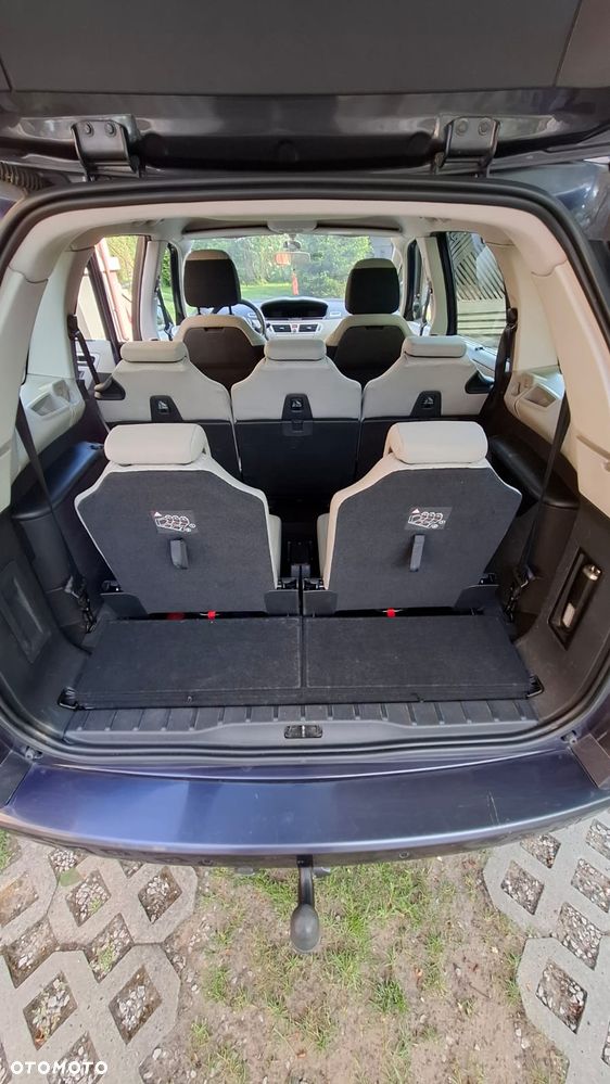 Citroën C4 Grand Picasso - 15