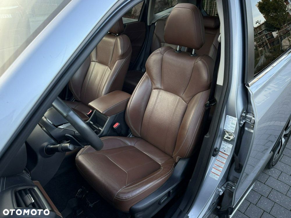 Subaru Forester 2.0i-L Platinum (EyeSight) Lineartronic - 13