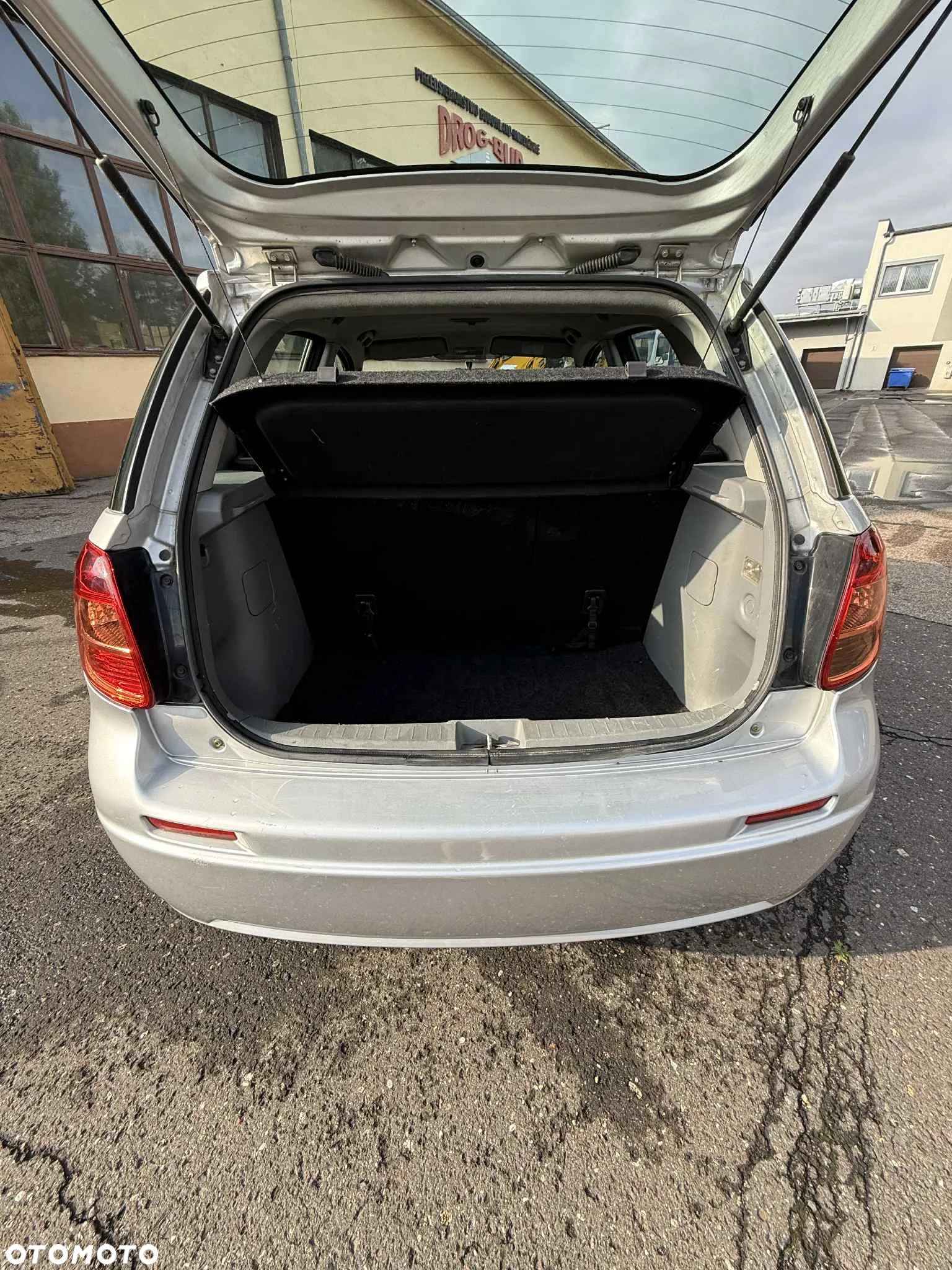 Suzuki SX4 - 7