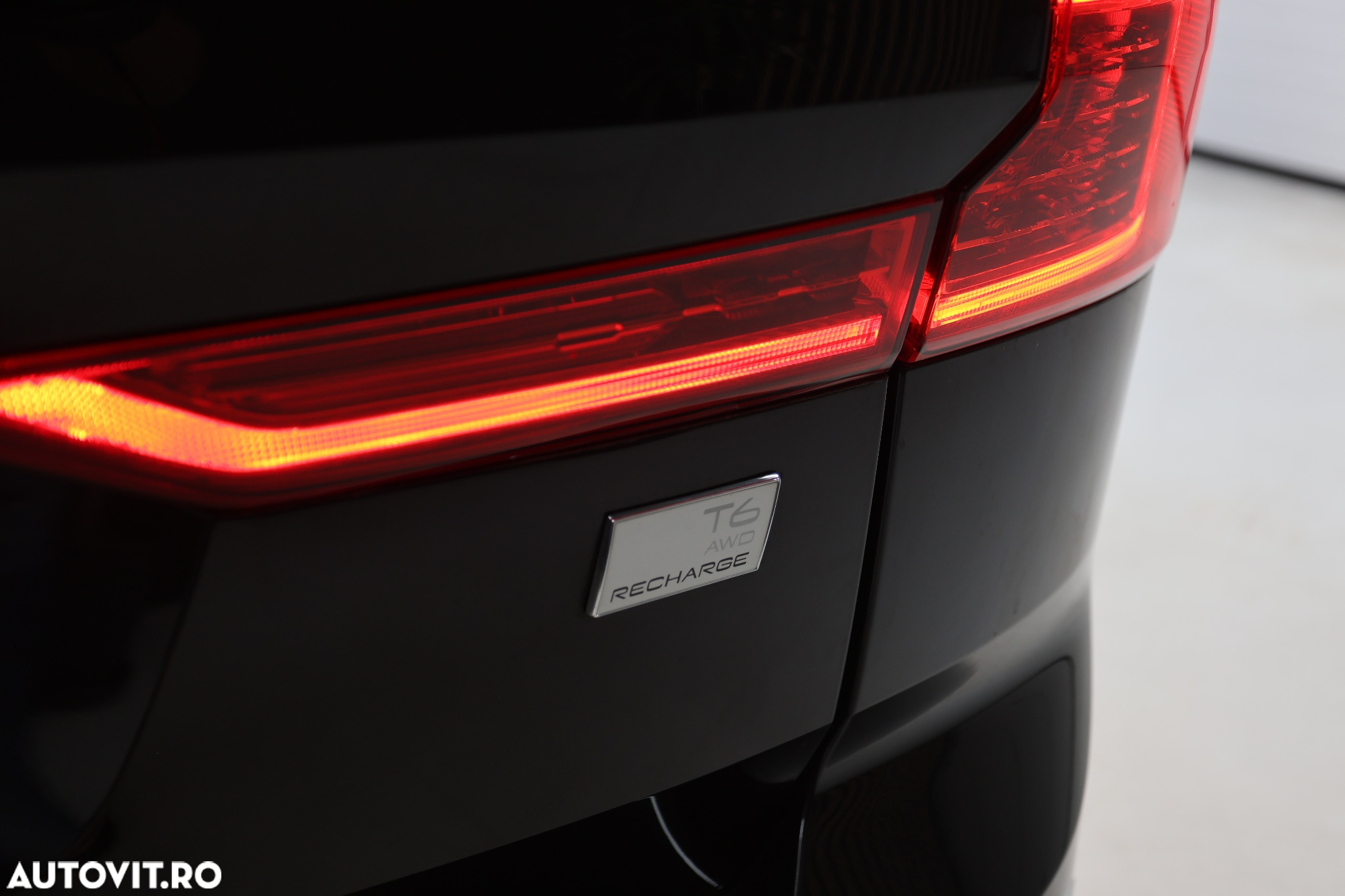 Volvo XC 60 Recharge T6 Twin Engine eAWD Inscription Expression - 11