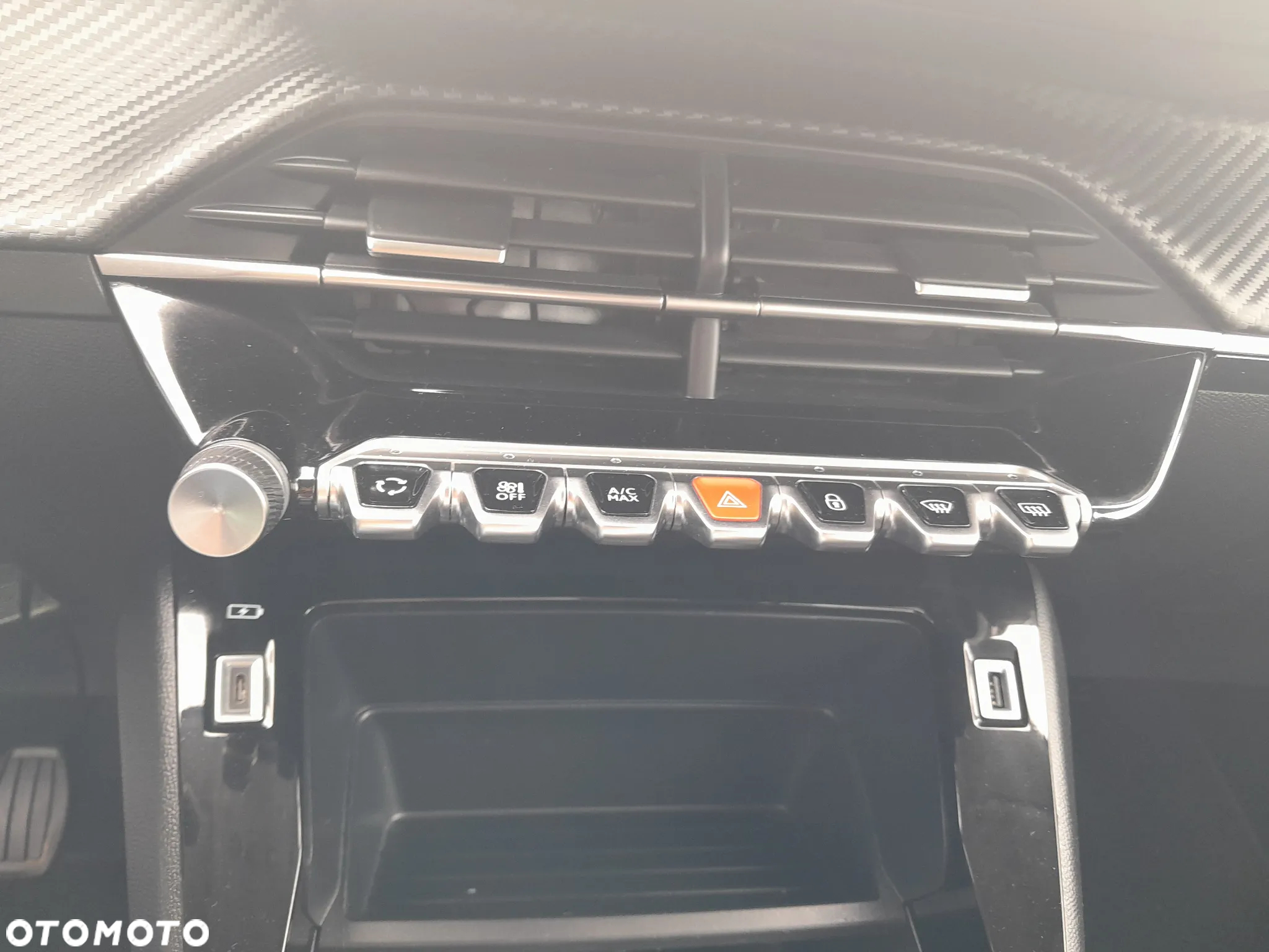 Peugeot 208 1.5 BlueHDi Allure S&S - 29