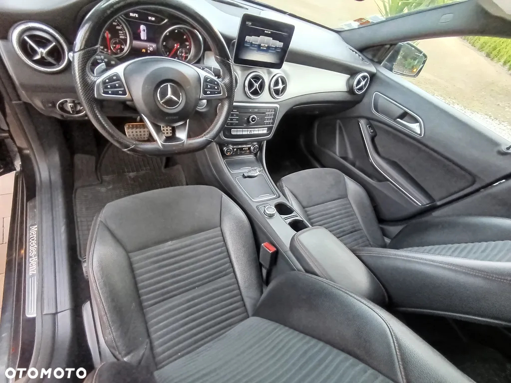 Mercedes-Benz CLA 200 (CDI) d 7G-DCT AMG Line - 27