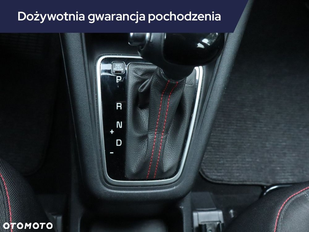 Kia Venga - 17