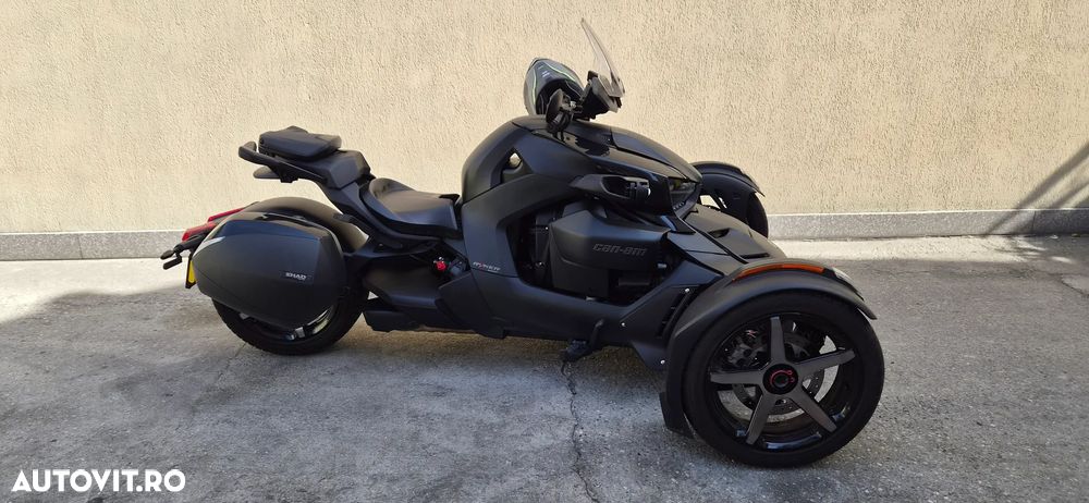 Can-Am Ryker 900 - 11