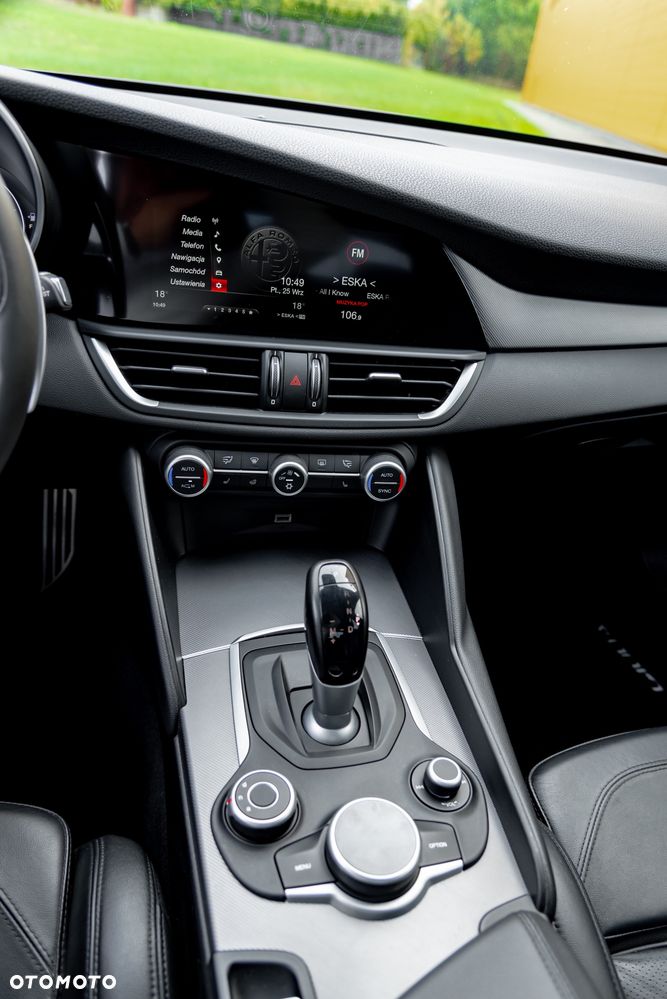 Alfa Romeo Giulia 2.0 Turbo Veloce Q4 - 36