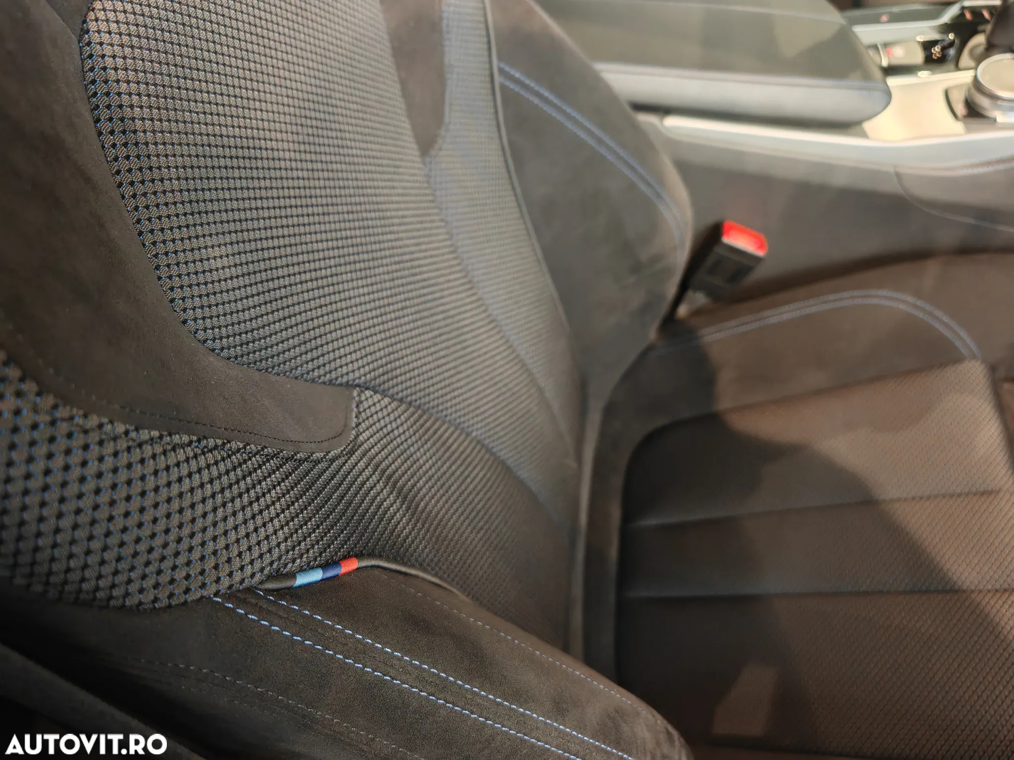 BMW Seria 5 520d xDrive AT - 18