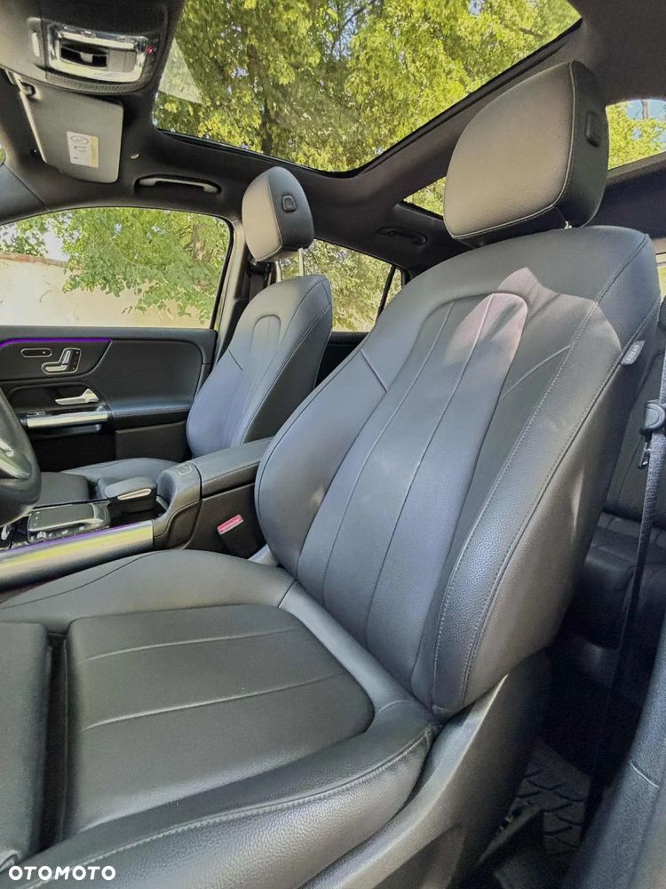 Mercedes-Benz GLA 200 d 4-Matic AMG Line - 17